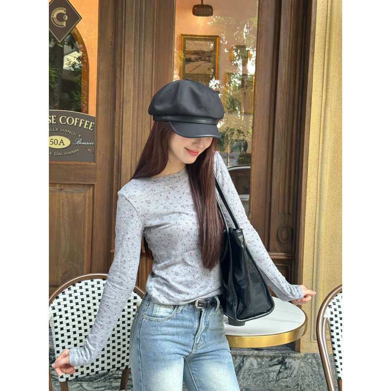 Hiin - Áo thun xám họa tiết