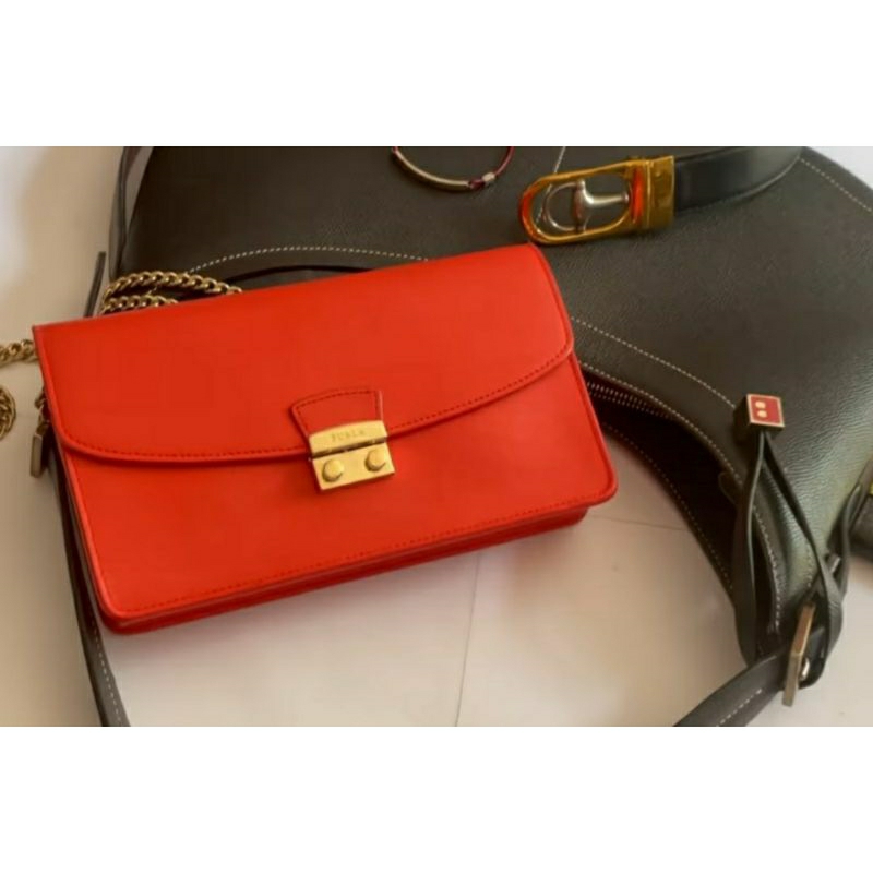 Furla. mini auth form hộp màu cam xinh xĩu
