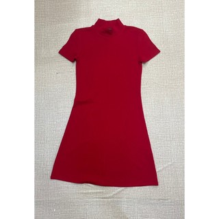 Đầm ôm body cổ lọ