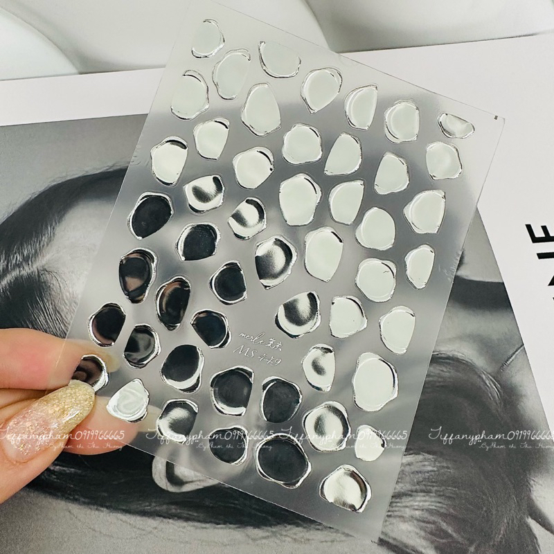 Hình dán móng lụa 5D