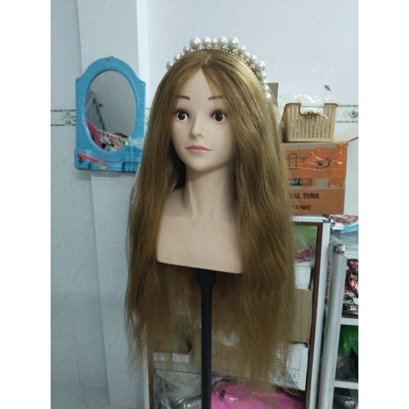 ĐẦU MA NƠ CANH CÓ VAI HỌC TÓC