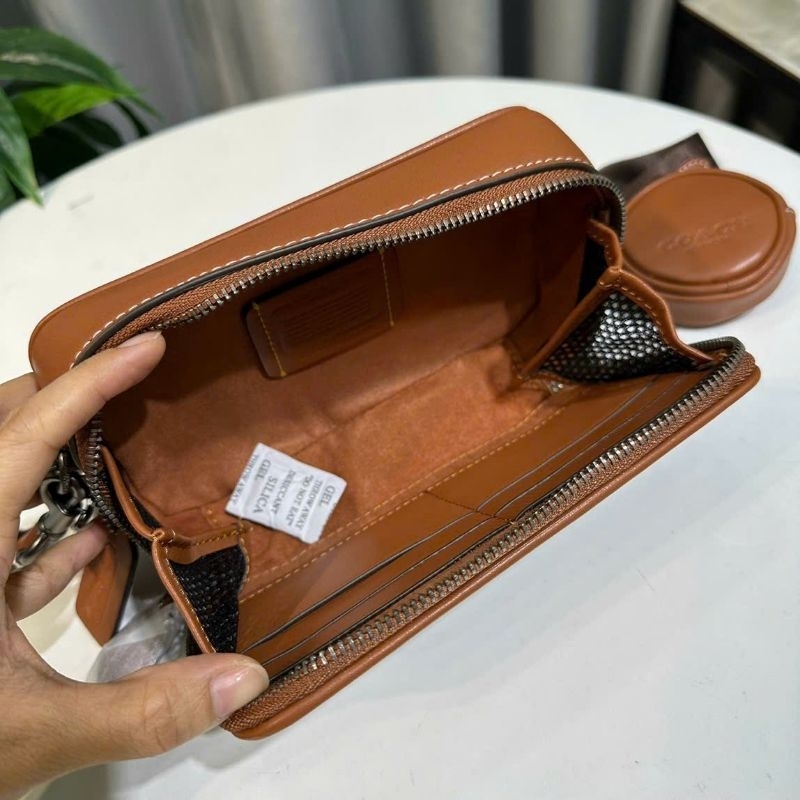 Túi đeo chéo coac.h CHARTER SLIM CROSSBODY IN MICRO SIGNATURE JACQUARD✨Mẫu túi coac.h nam nhỏ gọn dễ dùng