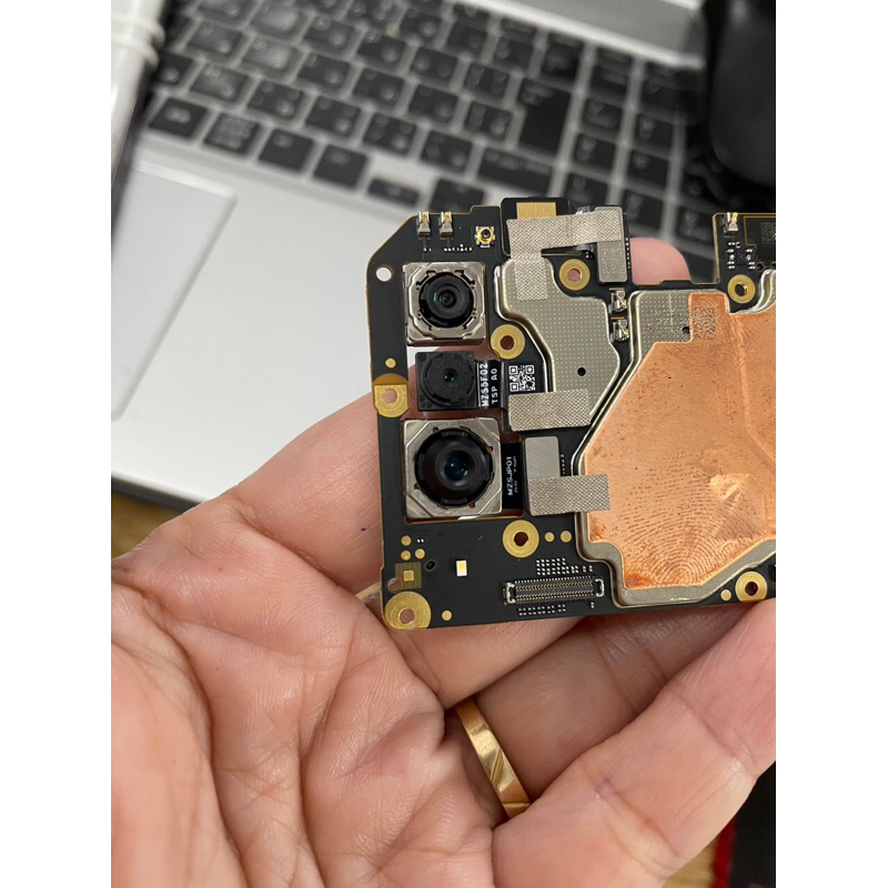 Main Vsmart Live , zin tháo máy, full chức năng. Mainboard -bo mạch vsmart live v620a