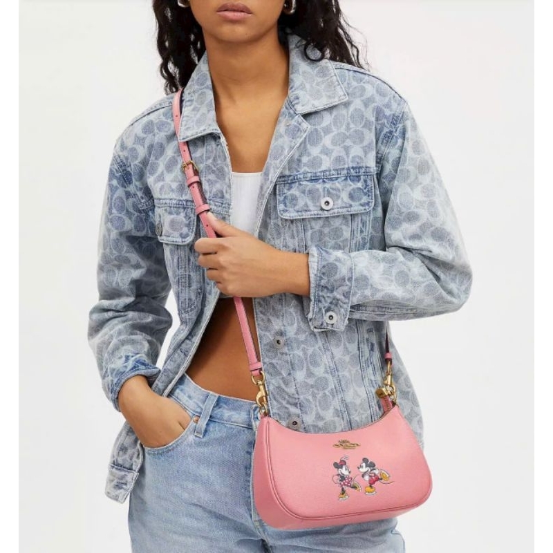 Túi Disney X Coach Teri Shoulder Bag With Mickey Mouse