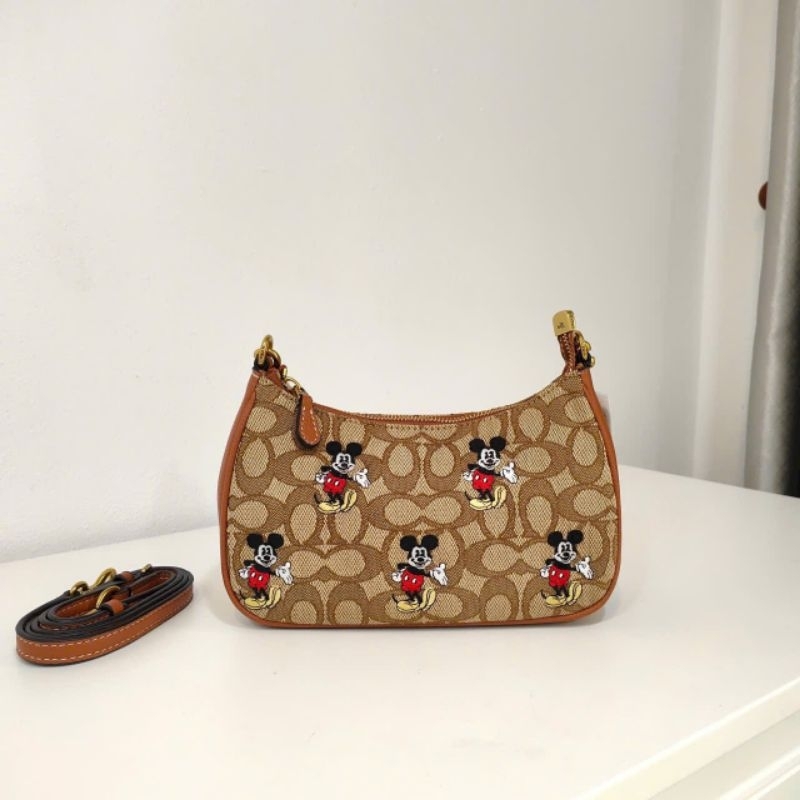 Túi Disney X Coach Teri Shoulder Bag With Mickey Mouse