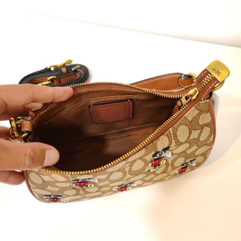 Túi Disney X Coach Teri Shoulder Bag With Mickey Mouse