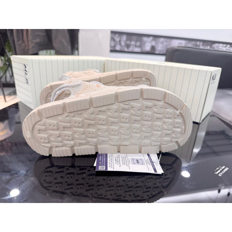 Giày Nữ Sandal Quai Ngang Dán