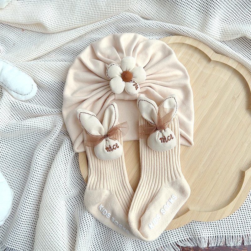 Set turban kèm tất cổ cao họa tiết Ong, nơ đáng yêu cho bé, bé trai, bé gái 0-12 tháng. Stella Shop