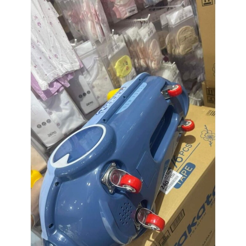 Xe chòi chân hình máy bay có nhạc, có đèn