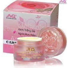 Kem trắng da mụn nguyễn quách 12g