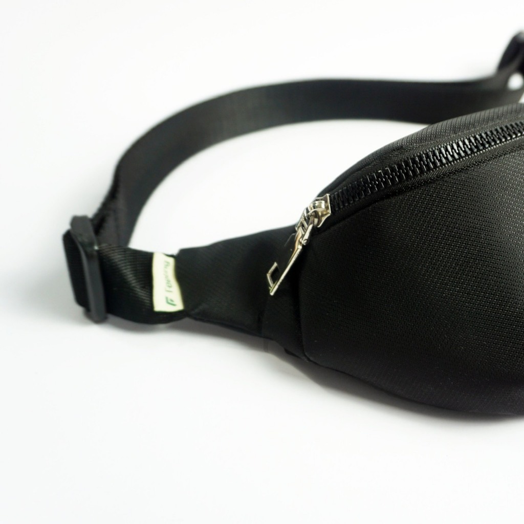 Túi đeo chéo thời trang, chất liệu Polyester Oxford chống nước cao cấp