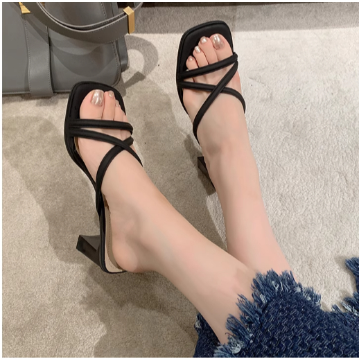 Guốc Dây Đan Cao Gót 7P 2 Màu Đen Kem OP02TDG040TA