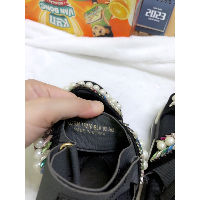 Giày sandal nữ kiểu bánh mì cao 5p size 37, 2hand, new 95%