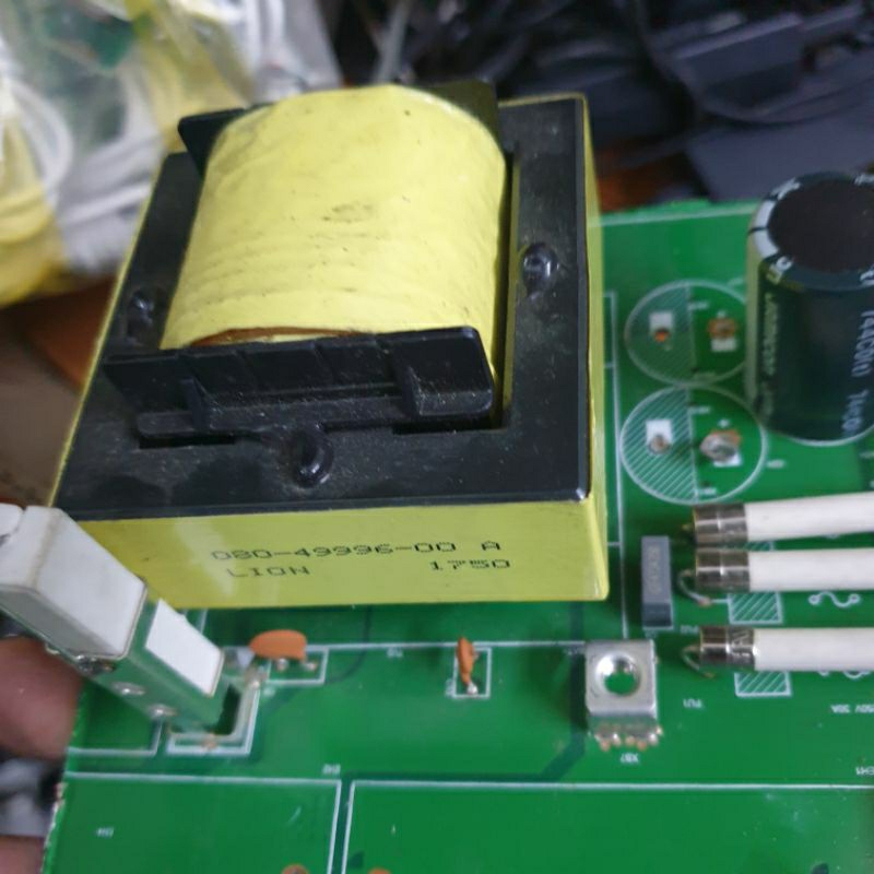 Biến áp ER42 ER49 EE55 EE65 tháo ups santank APC  e42 e49 e55 e65