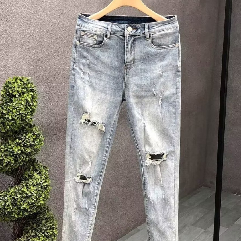 Quần jean Nam Phối rách hợp thời trang,tinh tế. Thể hiện phong cách phái mạnh