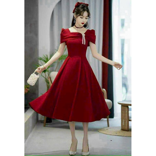 Váy đầm xoè rộng thời trang nữ mặc đi chơi cổ vuông tay ngắn chất Umi đỏ đính kèm phụ kiện,