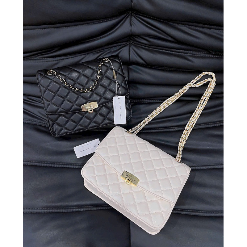 Túi charles keith quilted 2màu đeo chéo