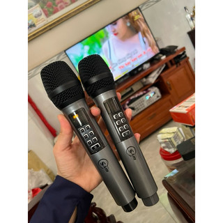 Micro không dây đa năng sam pro chỉnh tần số echo âm lượng trực tiếp trên mic