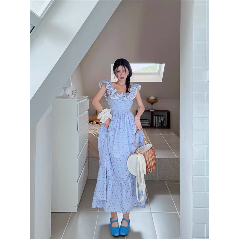 Đầm xoè chấm bi xanh trễ vai