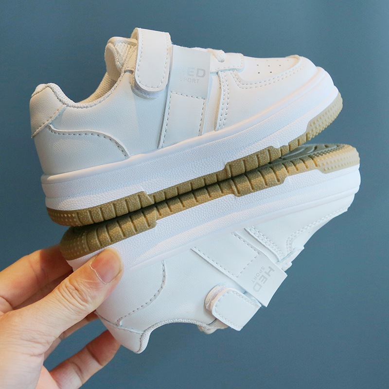 Giày thể thao trẻ em 5 đến 12 tuổi siêu nhẹ, siêu thoáng khí