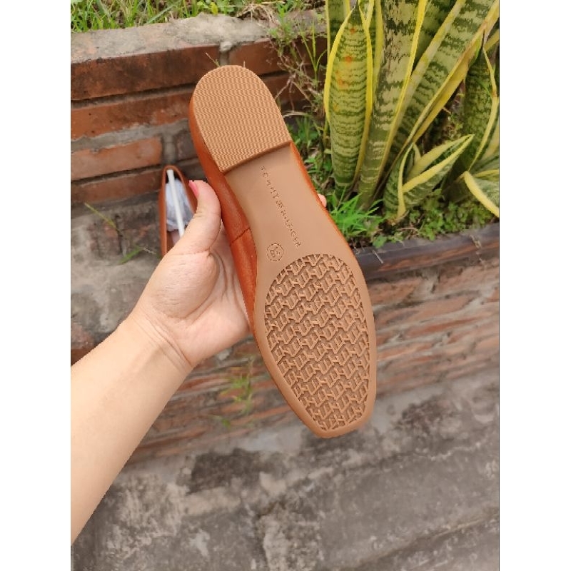 Giày da bò đế bệt Tommy Hilfiger