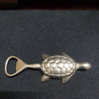 khui bia con rùa