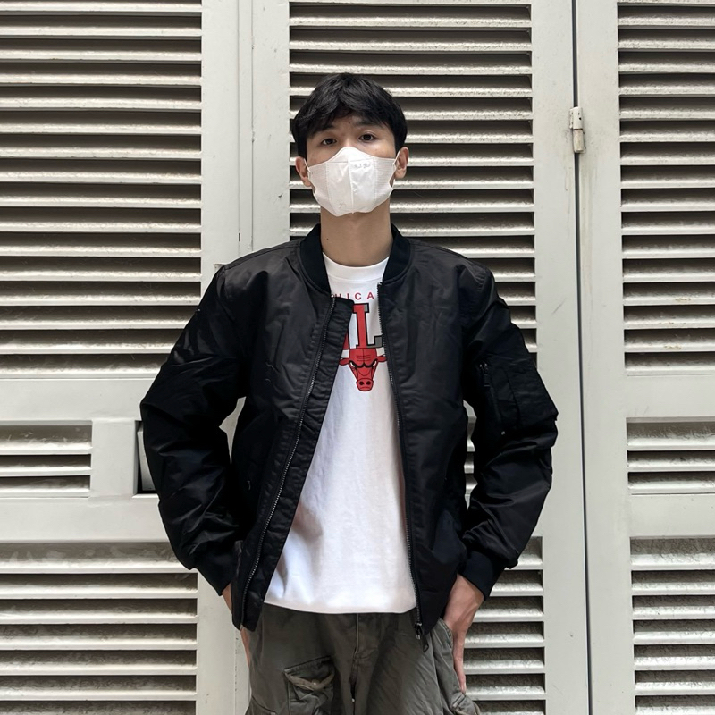 BOMBER PHI CÔNG TRẦN BÔNG DÀY DẶN ẤM ÁP