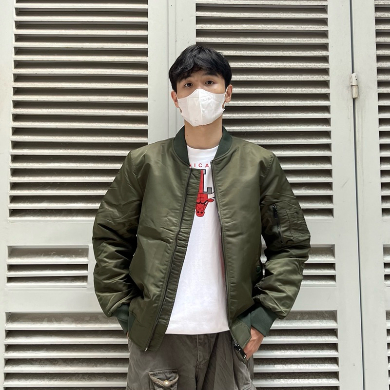 BOMBER PHI CÔNG TRẦN BÔNG DÀY DẶN ẤM ÁP