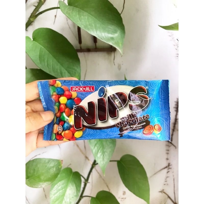 Hộp 24 gói kẹo Sôcôla sữa Nips Milk Chocolate Candies gói 30g