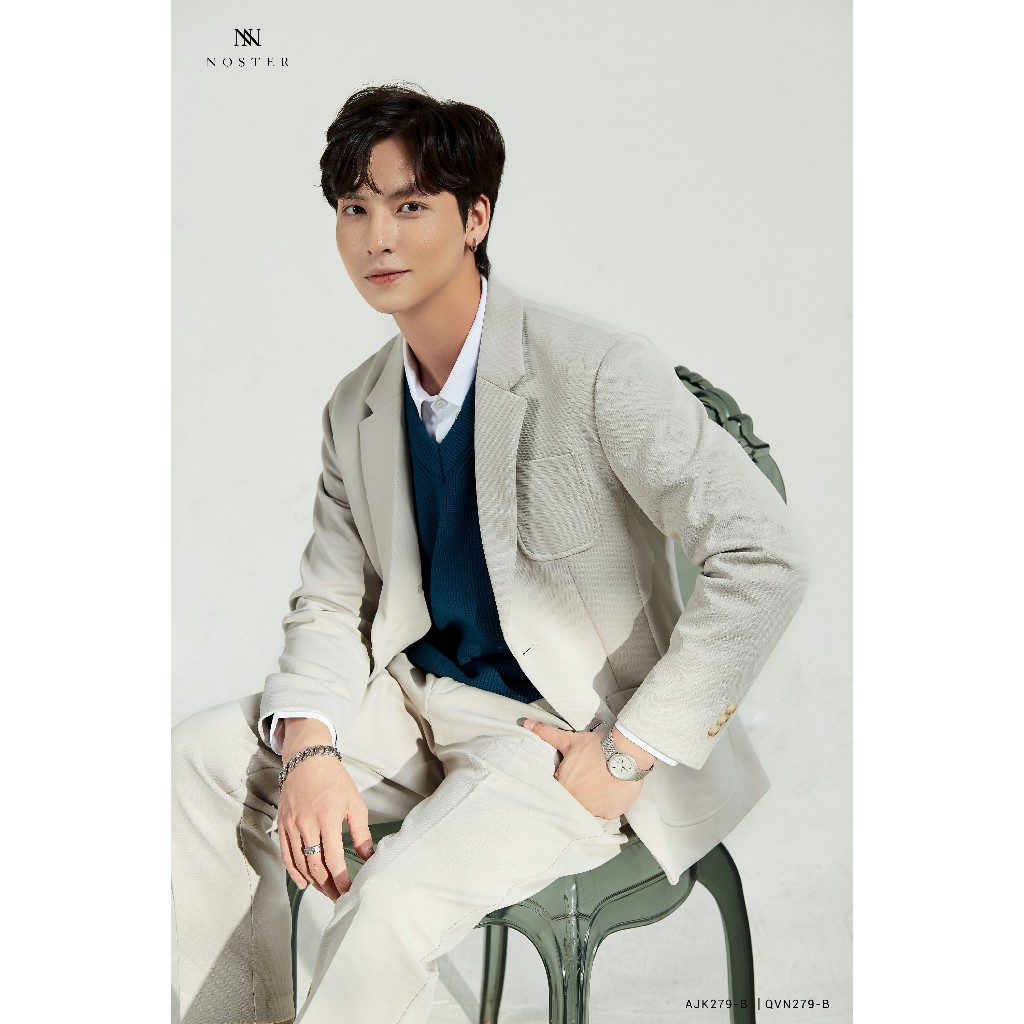 Áo blazer nam, túi hộp, chất vải dầy dặn, phom dáng hàn - Thương hiệu Noster AJK279