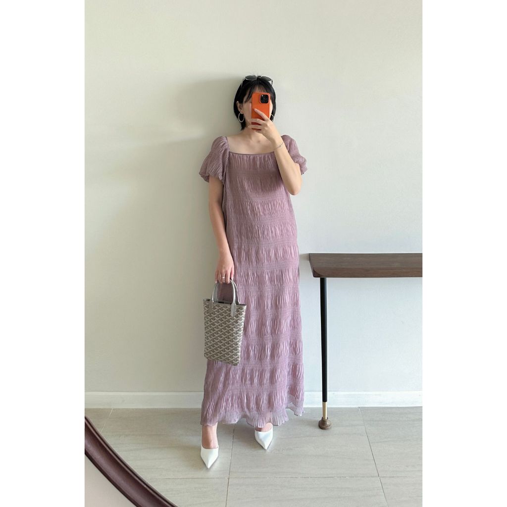 Đầm dập ly cổ vuông Mauve Lagom dress