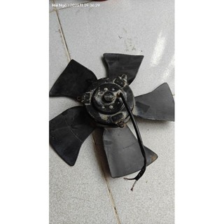 Motor quạt Toyota 12v