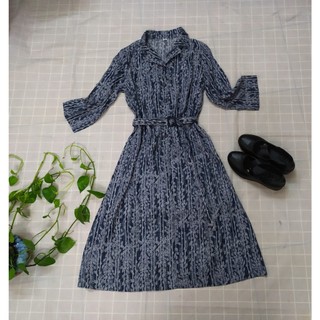 ĐẦM CỔ VEST THẮT ĐAI EO