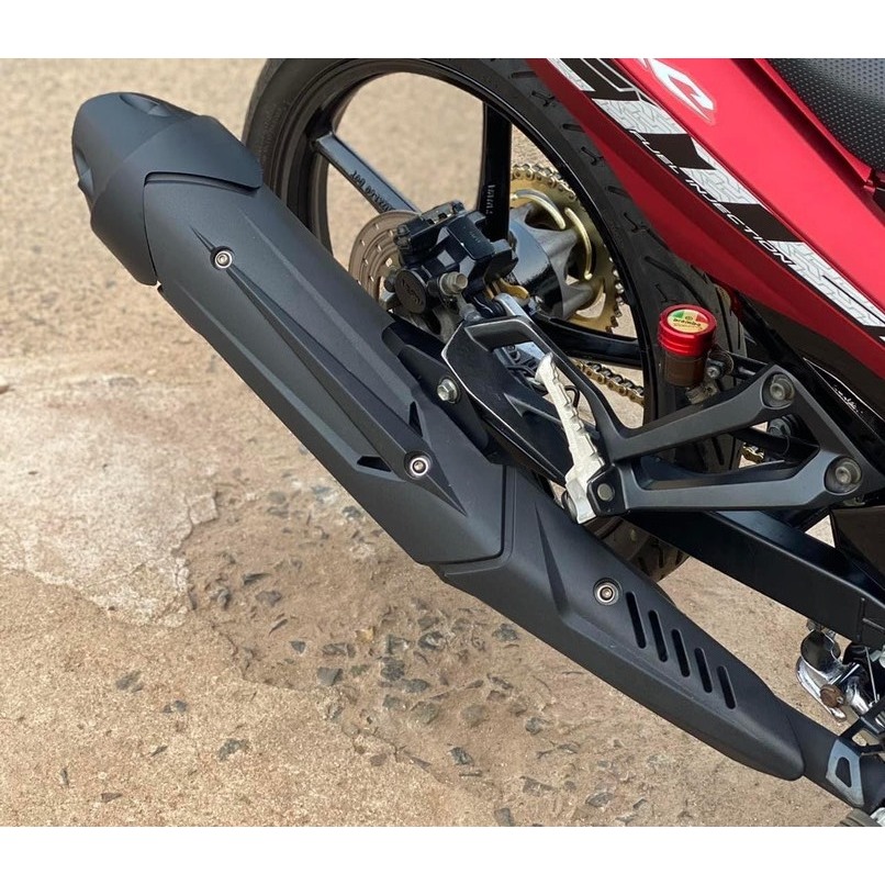 Ốp pô/ Che pô Exciter 150 kiểu Thái