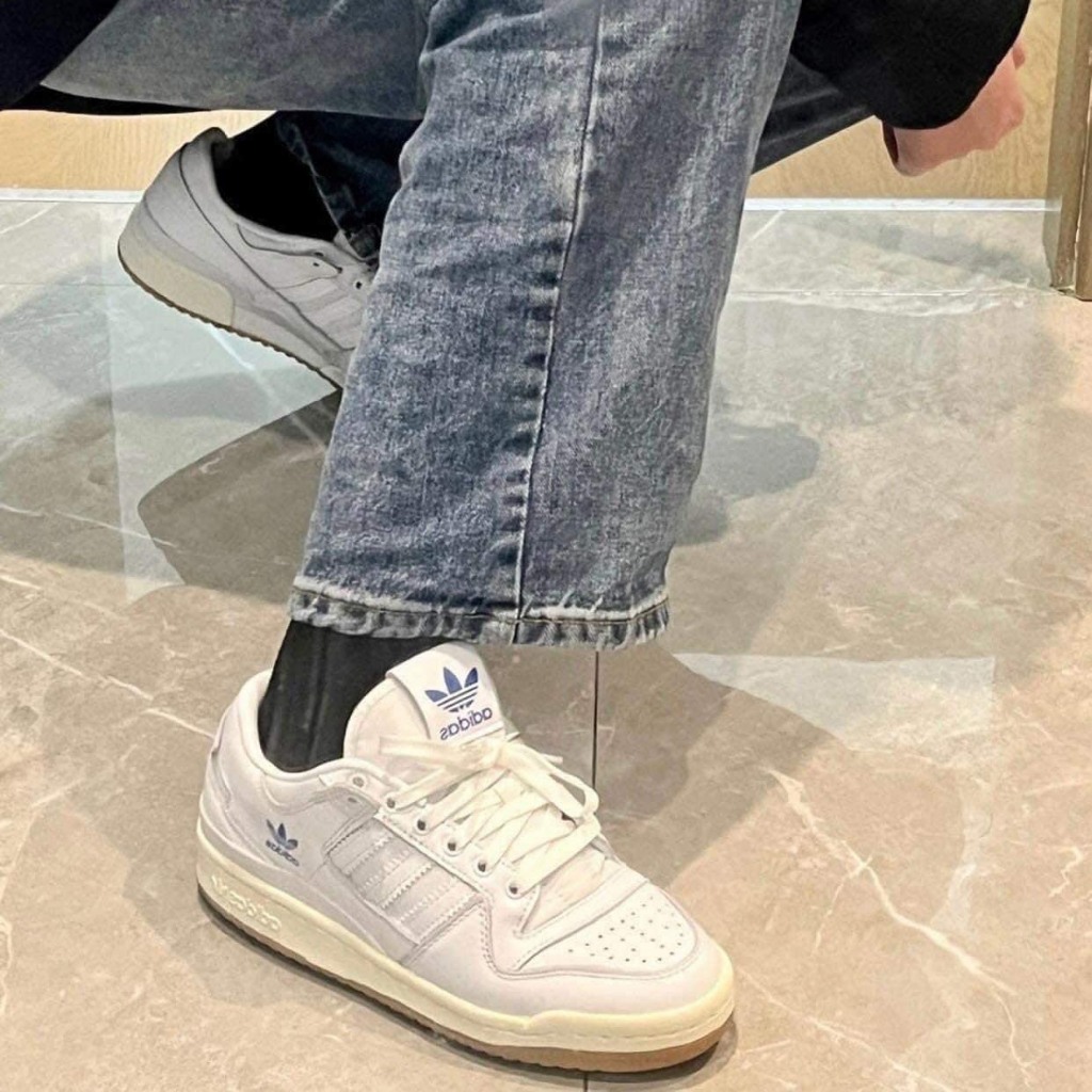 Giày Adidas 84 sò trắng kem  và Forum 85 Mẫu Mới 2023 Cực Xịn Sò Das Màu Đen XANH ,ĐẾ NÂU XỊN XÒ 2023