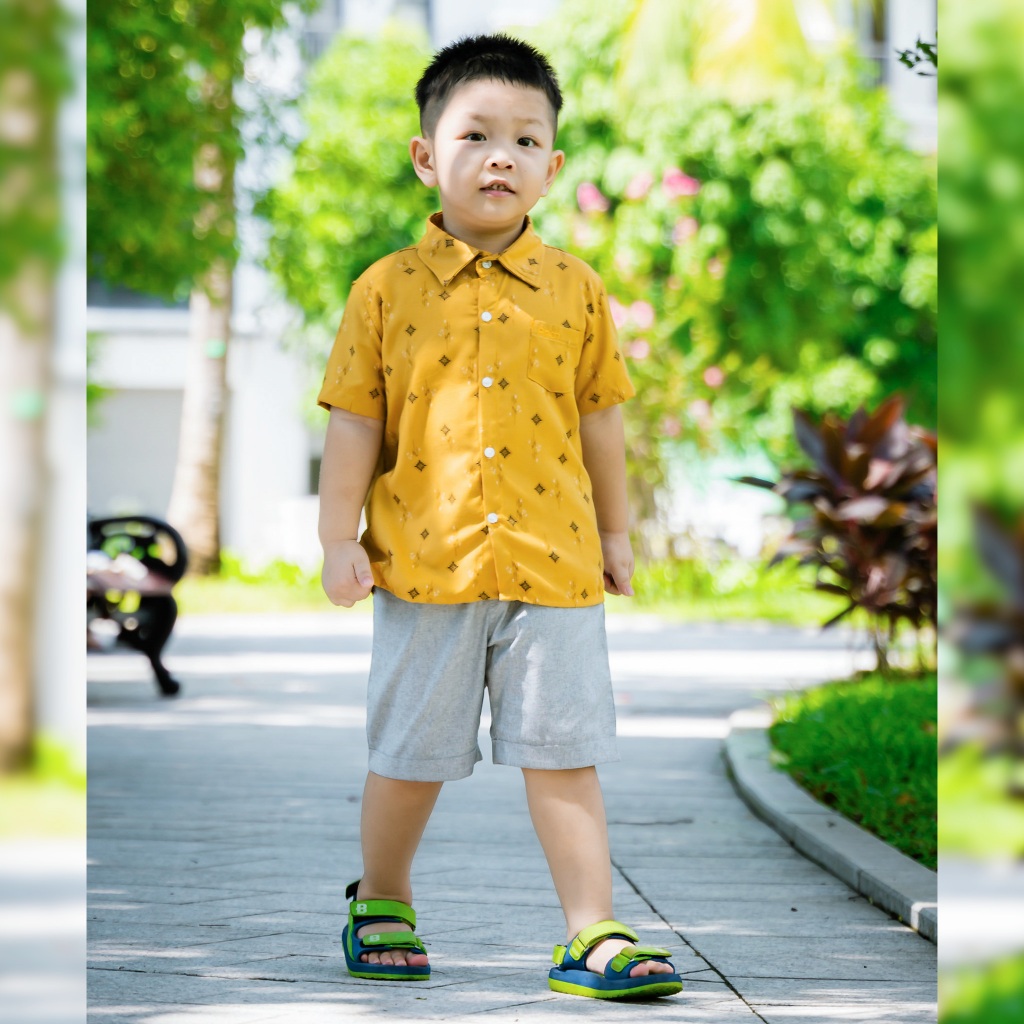 Áo sơ mi vải sợi tre màu trắng Arich cho bé từ 12kg - 35kg
