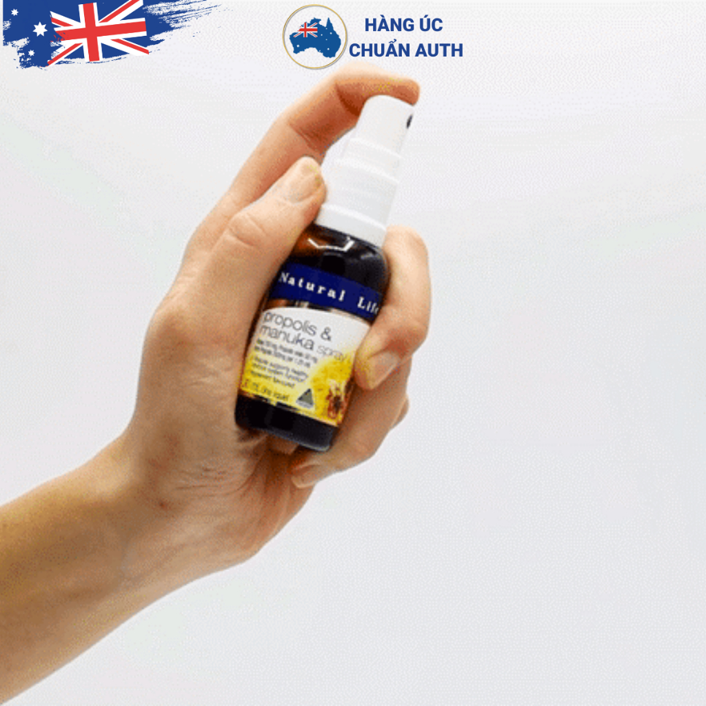 Xịt họng keo ong Natural Life Propolis & Manuka Honey Throat Spray 30ml của Úc