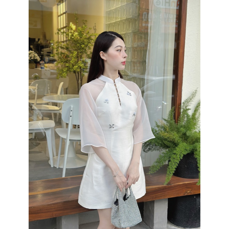 Ciara Dress - Váy cách tân đính kết sang trọng
