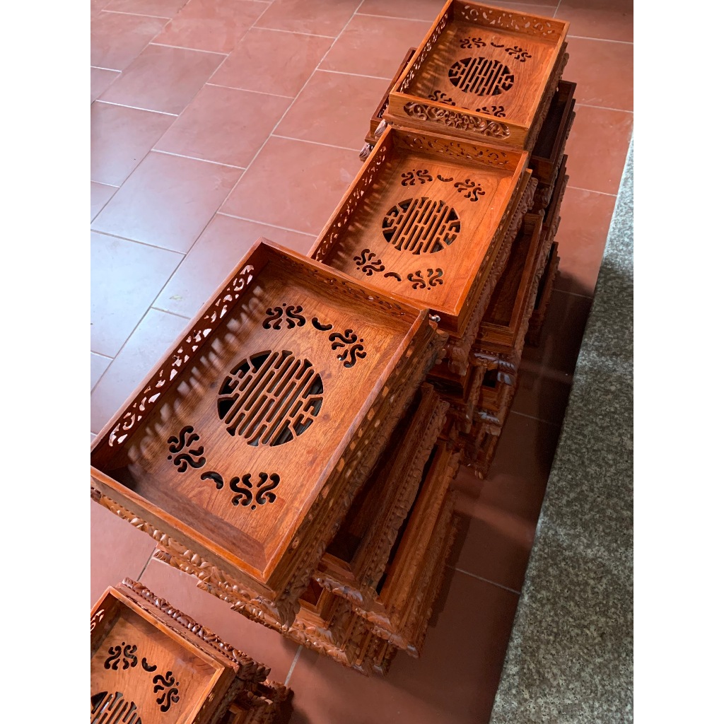 KHAY ĐỰNG ẤM CHÉN GỖ HƯƠNG - KHAY TRÀ CHÂN QUỲ GỖ HƯƠNG ĐGTA trạm khắc tinh xảo