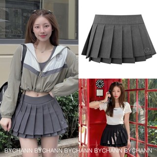  Chân Váy Xếp Ly Nữ 2 Tầng Có Quần Lót Bảo Hộ Thêu Chữ Q Chất Tuytsi Mềm Mại Hàn Quốc 2 Màu Tây 