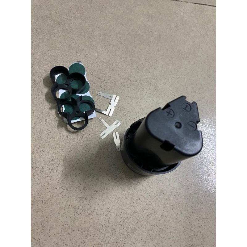 Vỏ mạch pin 10.8V tam giác 3 cell china.