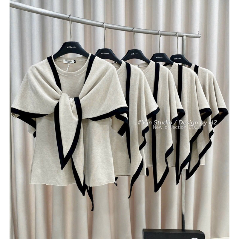 Áo len quàng khăn