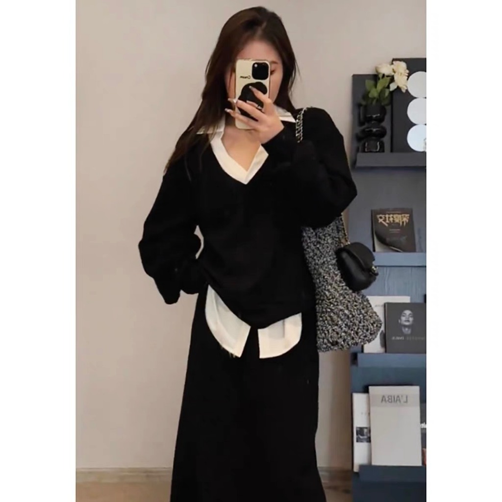Áo thun tăm phối sơ mi trắng dáng rộng