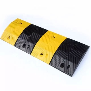  Gờ giảm tốc cao su dài 1met  miễn phí phụ kiện   
