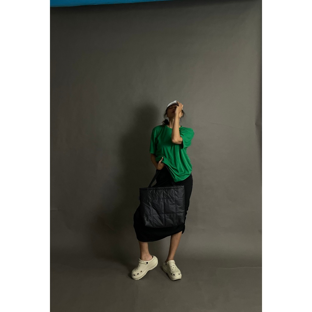 13. TONE Màu Áo Thun Noel Đón Giáng Sinh 2023 - Áo Thun  Kháng Khuẩn Chống  Tia UV , 100% polyester Thấm Hút Nhanh