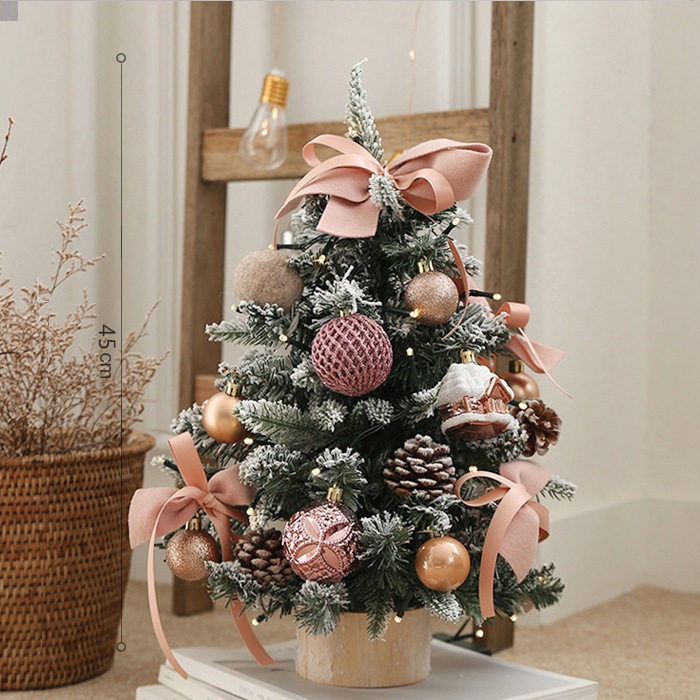 Cây thông noel trang trí Giáng sinh phong cách Bắc Âu - Gọn Decor