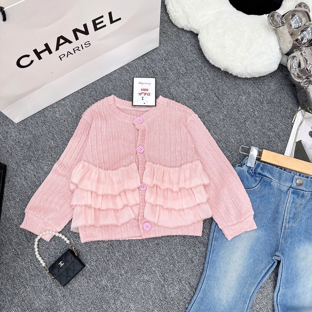 Set Áo Cadigan Bèo Kèm Quần Jeans Cho Bé Gái WOWKIDS Chất Len Mềm Mịn Cho Bé Đi Học Đi Chơi