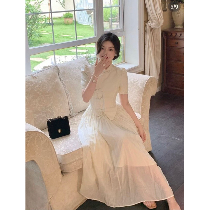 ĐẦM MIDI GẤM XỐP CỔ TÀU TAG HOA EO