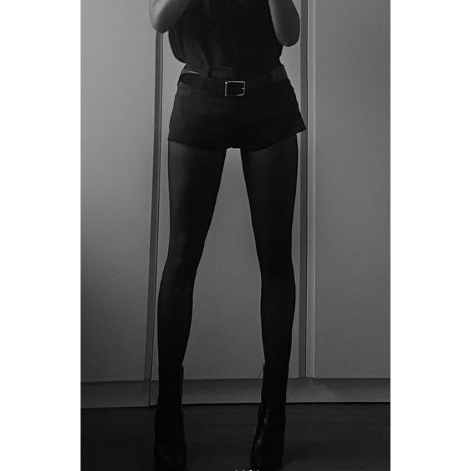 Quần Short ngắn kiểu - ASPIRIN MINI LOW WAIST SHORT