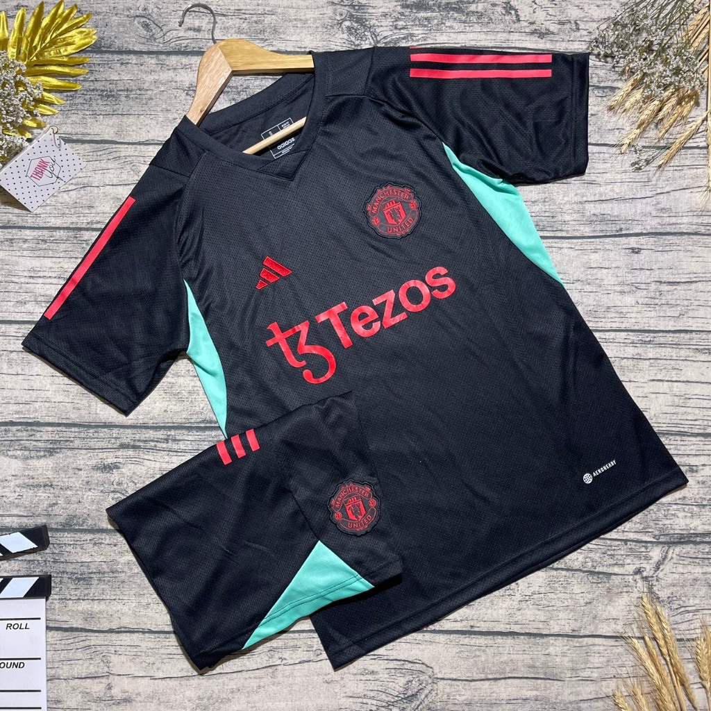 Bộ Quần Áo bóng đá/Quần Áo Đá Banh CLB MU Training 23/24 - Vải Gai Thái Chuẩn Thi Đấu